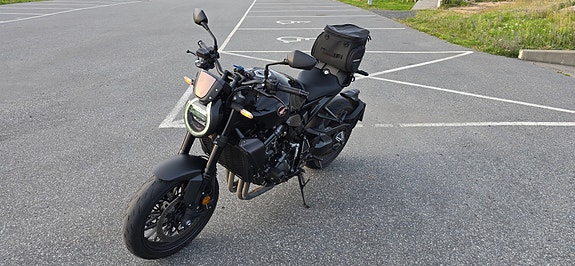 Honda CB1000R Black Edition 11 of 21