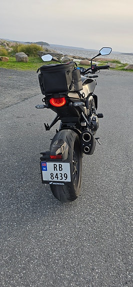 Honda CB1000R Black Edition 14 of 21
