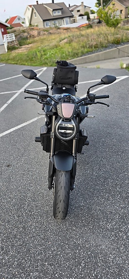 Honda CB1000R Black Edition 15 of 21