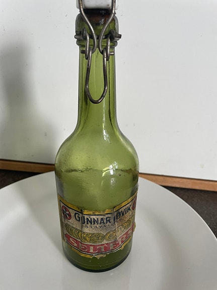 Product image 1 of 4