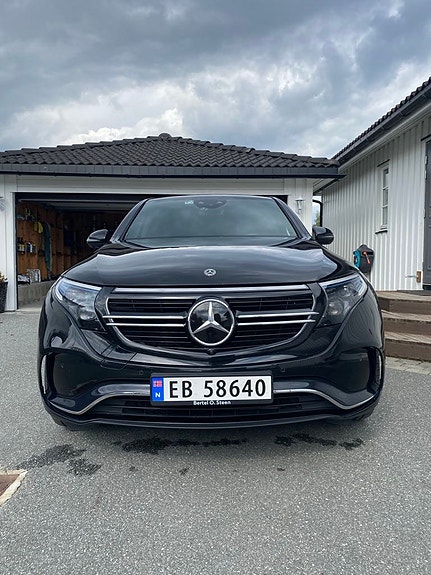 Mercedes-Benz EQC-Klasse 2 of 12