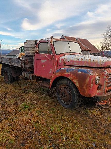Volvo L233 3 of 5