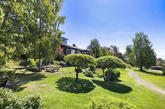 Velkommen til Ljabrubakken 9D - Solrikt og flott enderekkehus | Utsyn mot vest | Blindvei | Barnevennlig