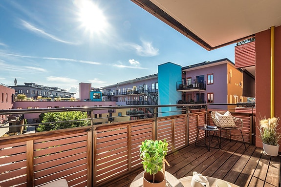 Lina Møretrø v/EiendomsMegler 1 har gleden av å representere Sørengkaia 121!