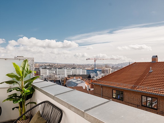 Sem og Johnsen har v/ Anniken Johnsen gleden av å presentere flotte Claus Riis gate2!