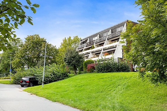 Velkommen til Kolsåsstien 6 - Presentert av Nordvik Bærum ved Jan Petter Solberg Hansen.