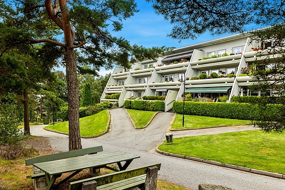 Velkommen til Skogholtet 28 - Presentert av EiendomsMegler1 ved Henriette Henriksen