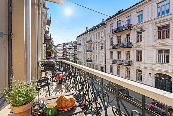 Jacob Aalls gate 15 - Presentert av Nikola Gresko i Nordvik Frogner.