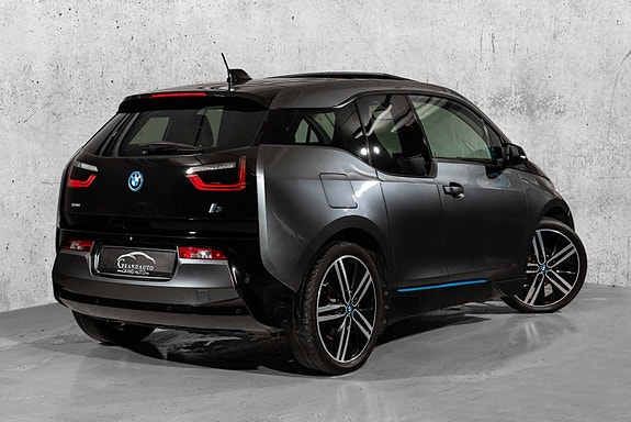 BMW i3 2 of 25