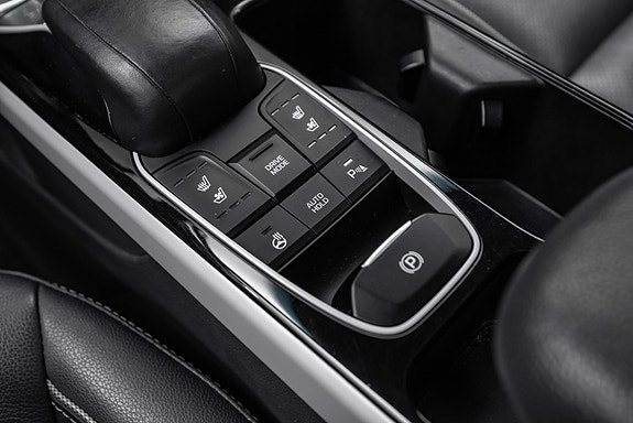 Hyundai IONIQ 23 of 30