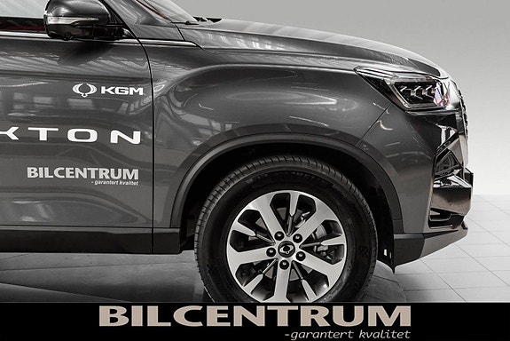KGM Rexton 10 of 27