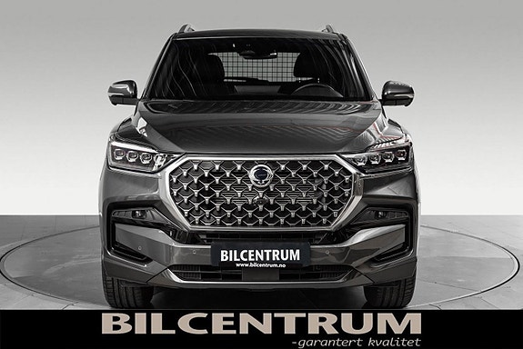 KGM Rexton 3 of 27