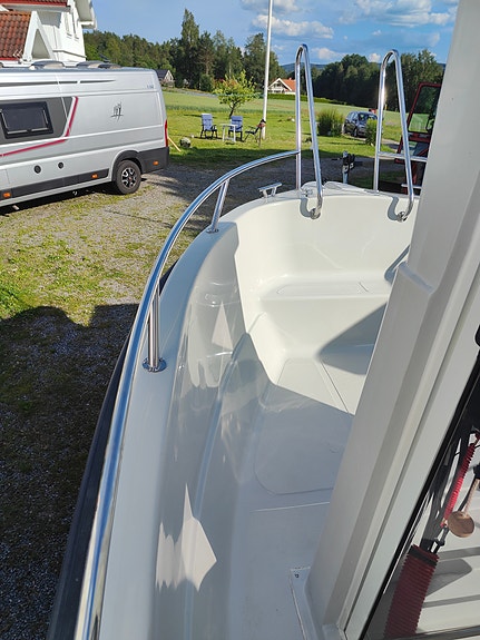 UTSTILLINGSBÅT DOLMØY 230 CC NY MODELL 3 of 5
