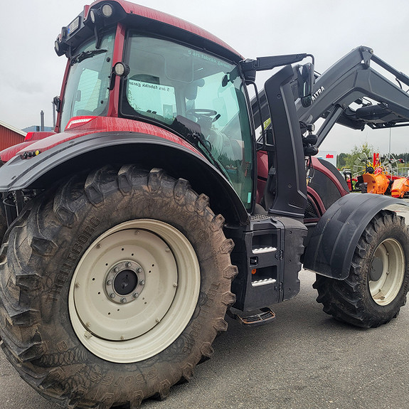 Valtra T-174 2021, kr 1 299 000,-