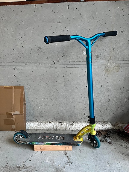 Product image 2 of 8