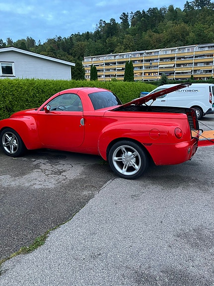 Chevrolet SSR 3 of 10