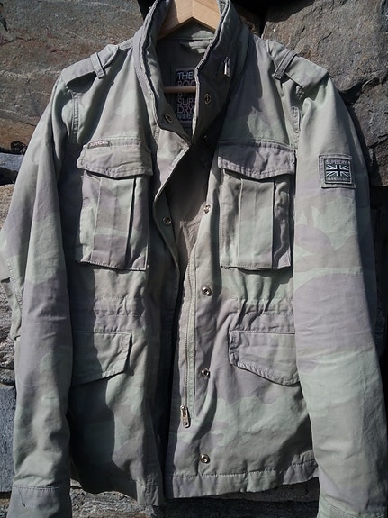 Product image 2 of 7