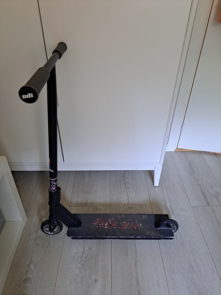 Product image 2 of 9