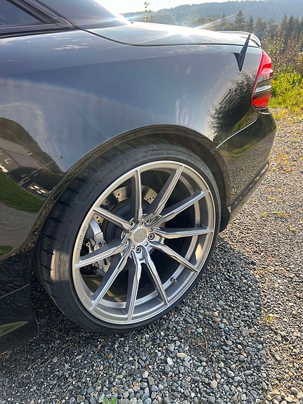 Mercedes-Benz SL-Klasse 9 of 16