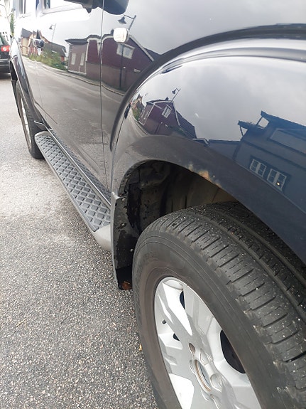 Nissan Pathfinder 19 of 28