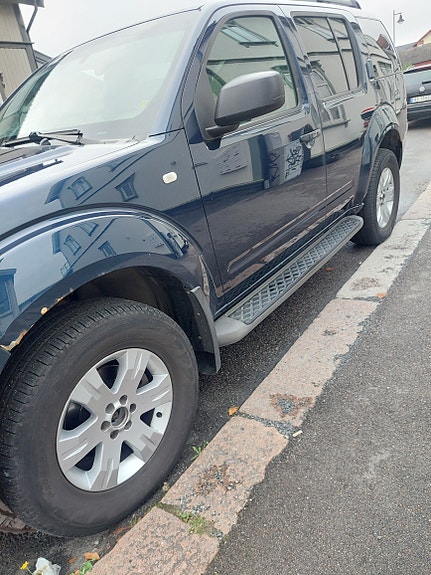 Nissan Pathfinder 21 of 28