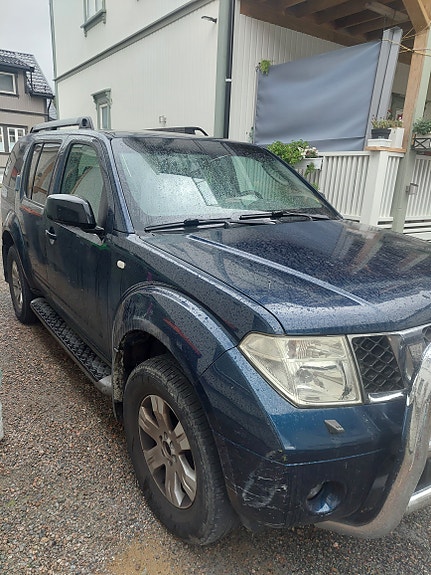 Nissan Pathfinder 4 of 28