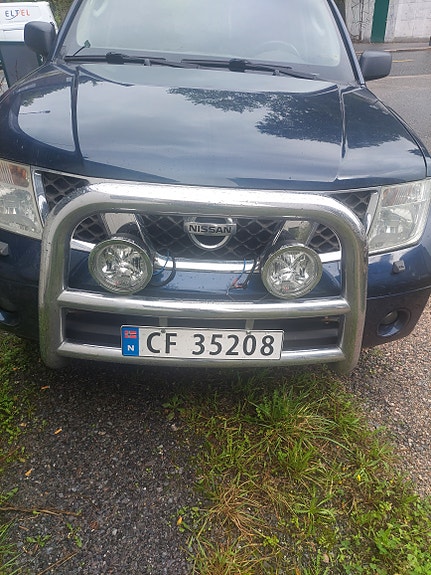 Nissan Pathfinder 10 of 28