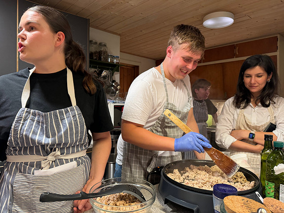 Sosialt. Teambuilding saman med Nynorsk mediesenter