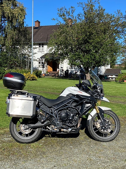Triumph Tiger 800 4 of 4
