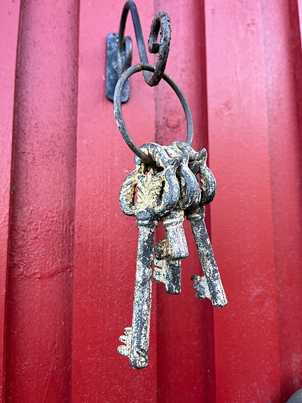 Product image 1 of 7