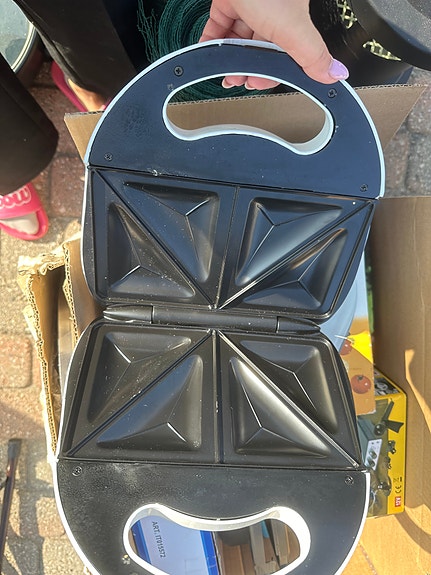 Product image 1 of 3