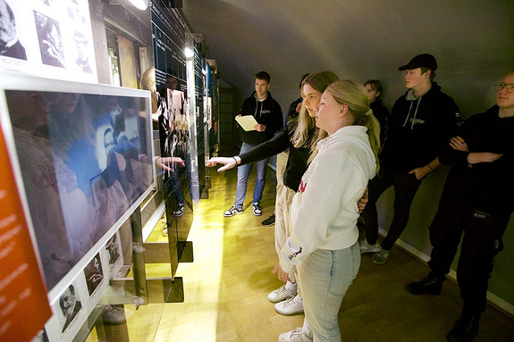 Undervisning om holocaust. Foto: Trond Heggelund.