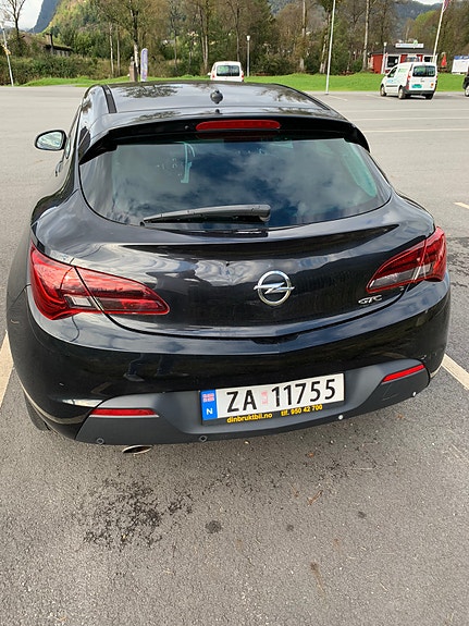 Opel Astra 3 of 12