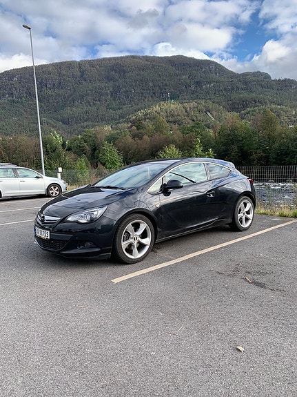 Opel Astra 4 of 12