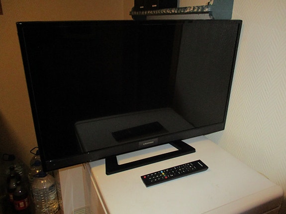 Product image 1 of 4