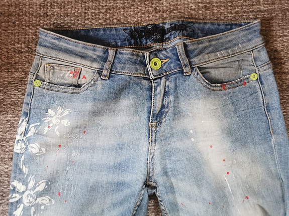 Product image 2 of 8