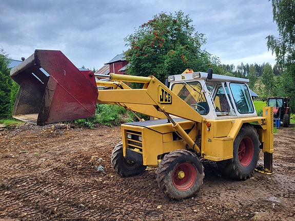 JCB 3C 1 of 4