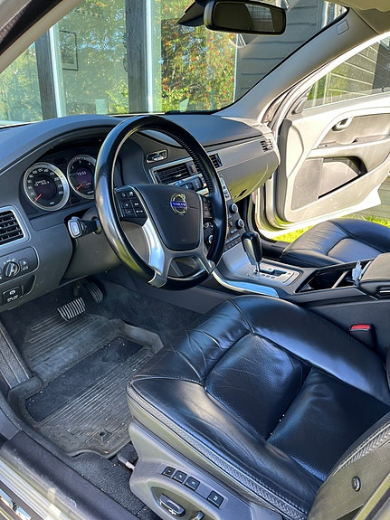 Volvo XC70 19 of 30