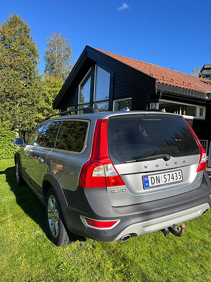 Volvo XC70 14 of 30