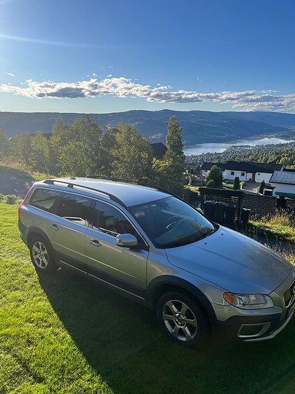 Volvo XC70 3 of 30