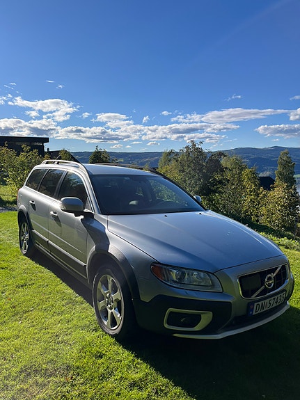 Volvo XC70 16 of 30