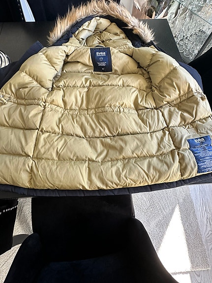 Product image 1 of 7