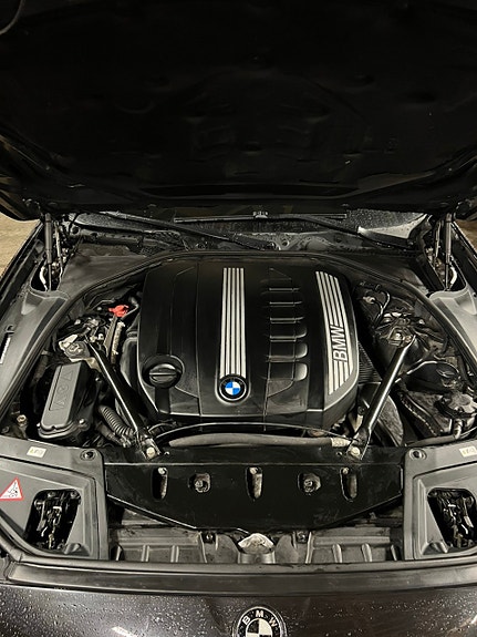 BMW 5-Serie 4 of 14