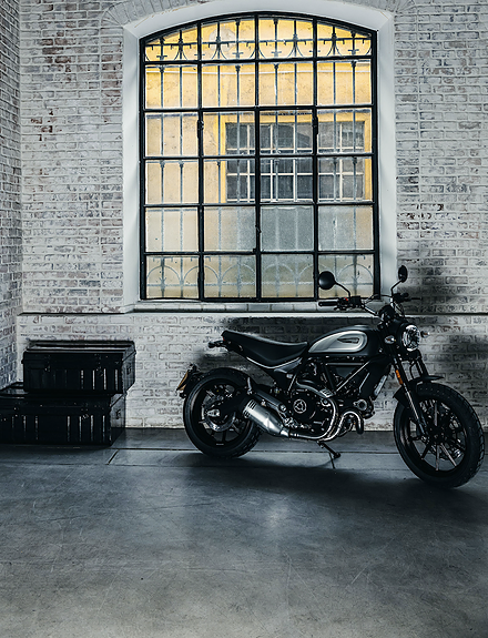 Ducati Moto Ducati Scrambler Icon Thrilling Black -23 2 of 5