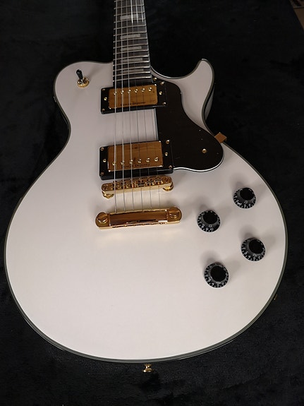 Product image 1 of 8
