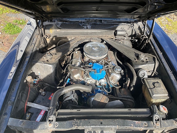 Ford Mustang 13 of 16