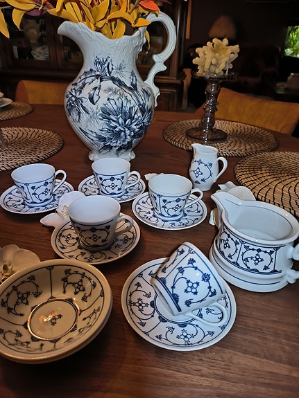 Product image 1 of 10