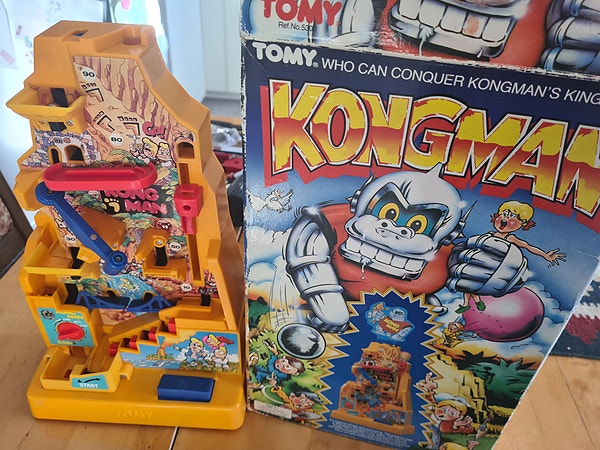 Kongman vintage retro 1980 talls leke