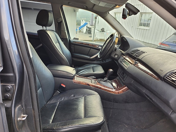 BMW X5 11 of 30
