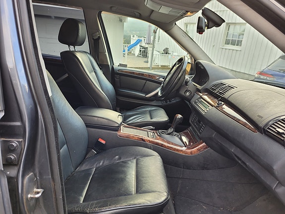 BMW X5 12 of 30